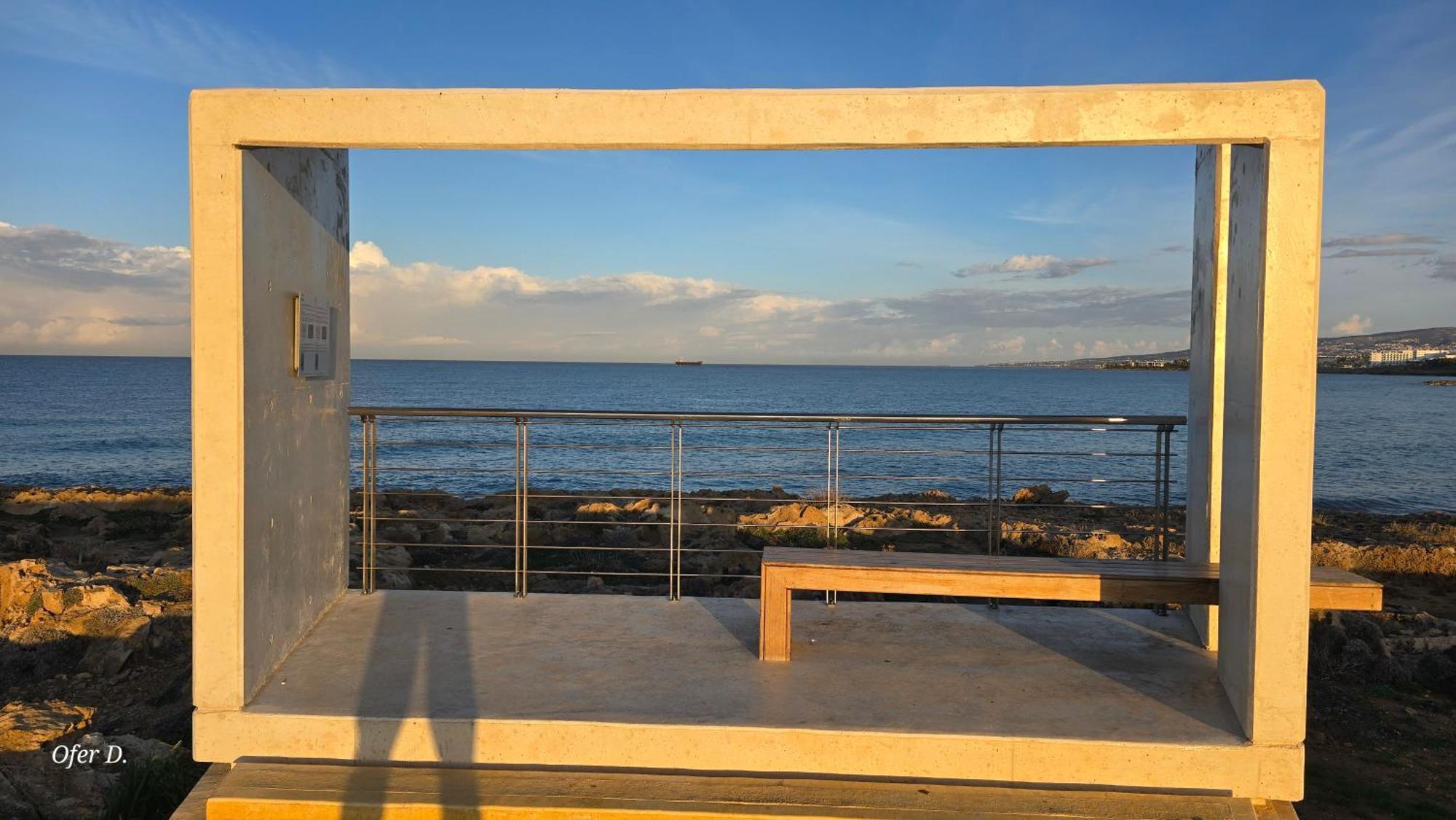 Dahan Sirena Lighthouse Luxury Apartment Paphos Exterior foto